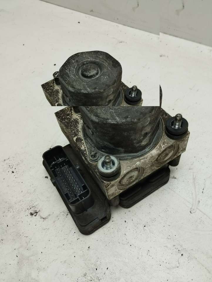 Nissan Qashqai (2017 - 2020)  47660HV44C Блок ABS