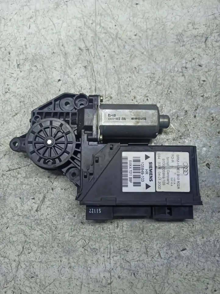 Audi A4 S4 B6 8E 8H (2000 - 2006) 8E0959802A Стеклоподъемник задней двери — фото 1