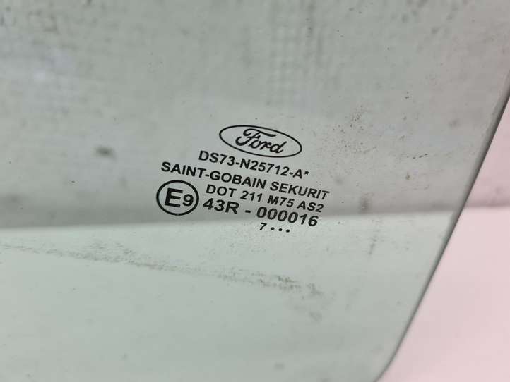 Ford Mondeo MK V (2014 - )   Основное стекло задних дверей