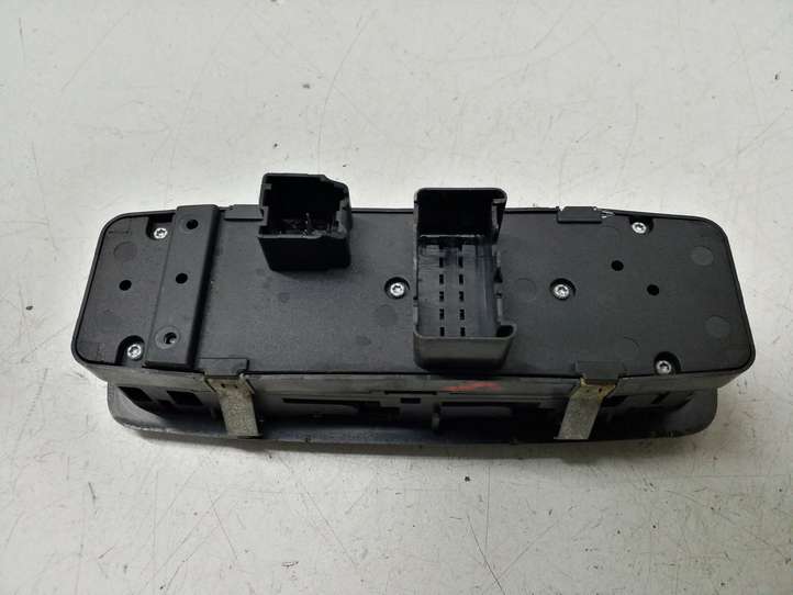 Chrysler Town and Country (2010 - 2016)  04602535AH Кнопка стеклоподъемников