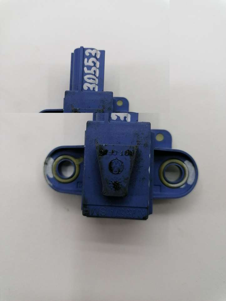 Seat Leon (1P) (2005 - 2012)  1K0955557A Датчик удара надувных подушек