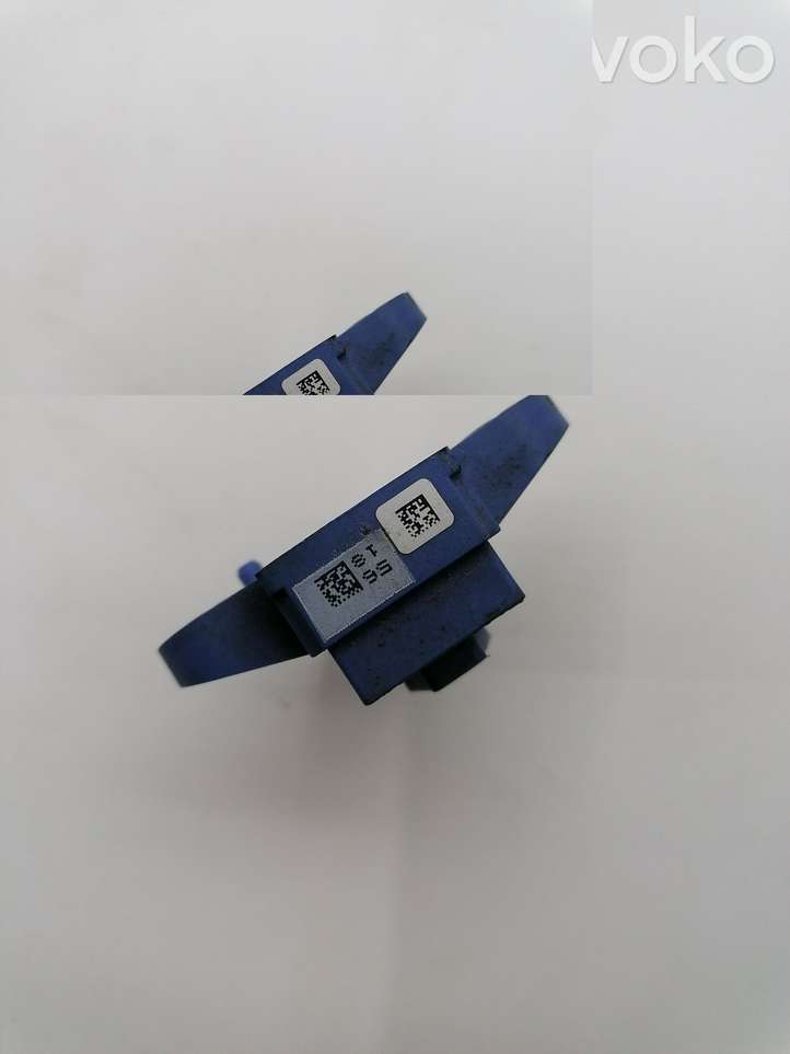 Seat Leon (1P) (2005 - 2012)  1K0955557A Датчик удара надувных подушек