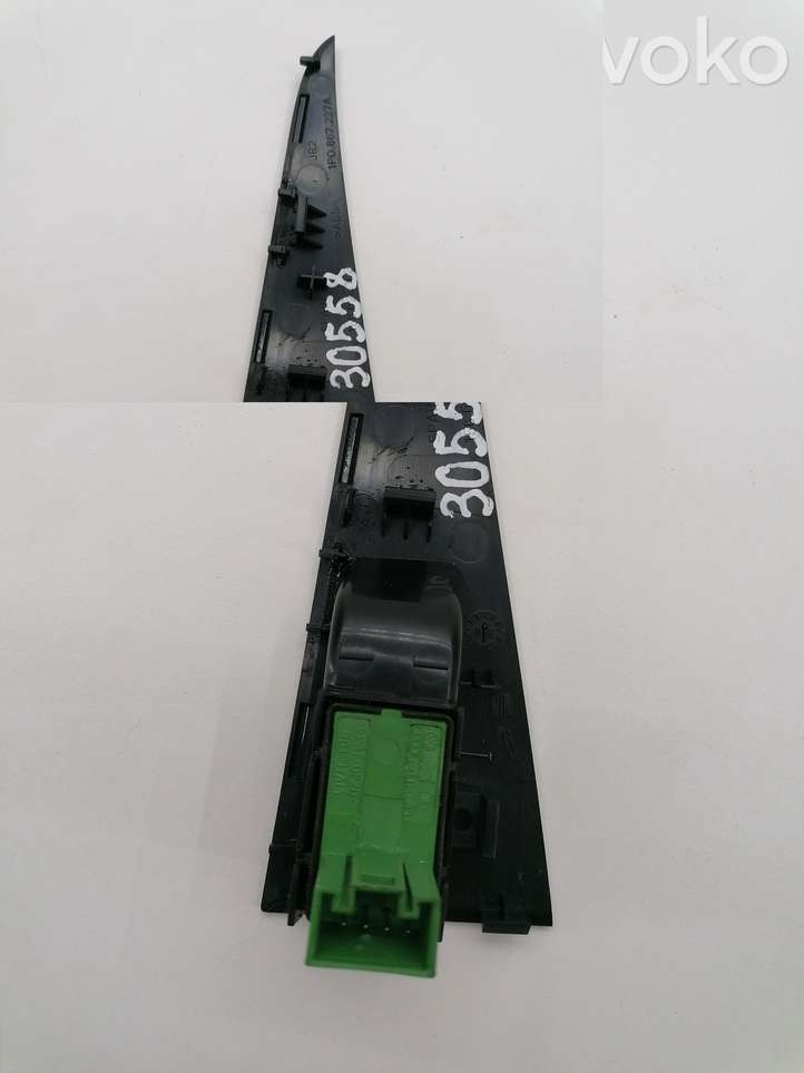 Seat Leon (1P) (2005 - 2012)  1P0959855 Кнопка стеклоподъемников