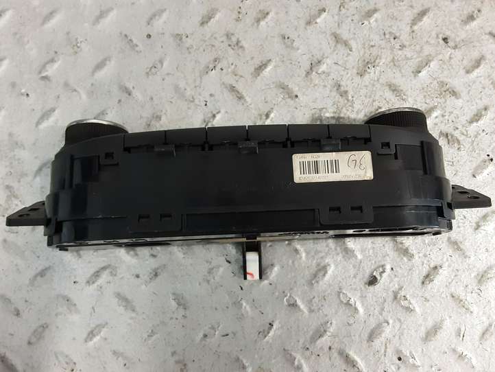 Kia Ceed (2015 - 2018)  97250A2202 Блок управления кондиционера воздуха / климата/ печки (в салоне)