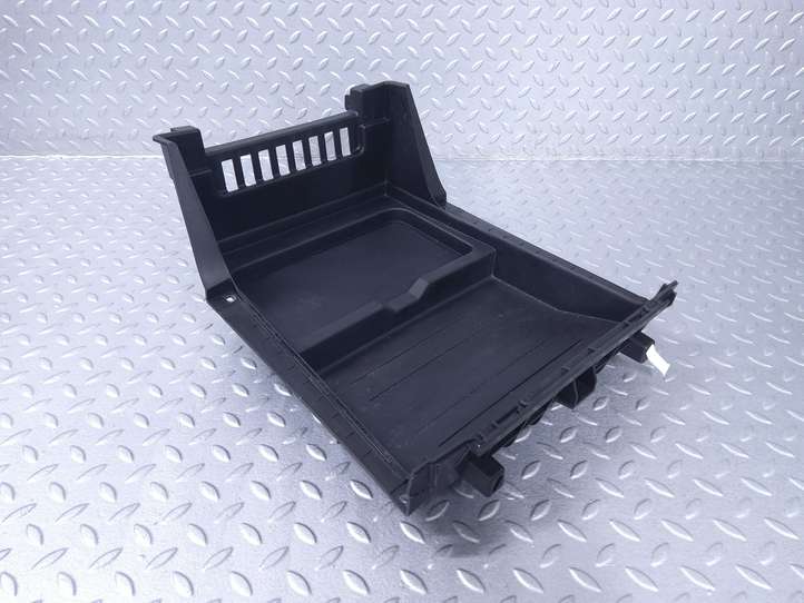 Land Rover Defender (2020 - )  L8B2045J40CFW Ящик для вещей