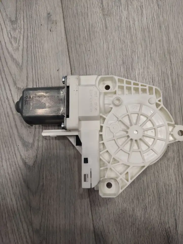 Audi A6 C7 (2011 - 2014) 8K0959801B Стеклоподъемник задней двери — фото 1