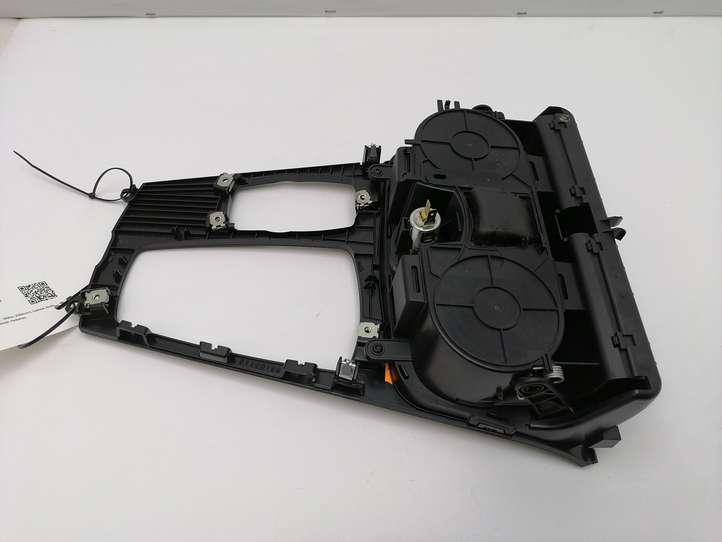 BMW 5 GT F07 (2010 - 2017)  51169142155XX Держатель чашки