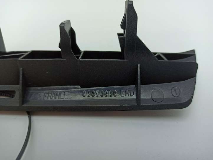 Volvo S60 (2000 - 2004)  08650366 Другая деталь панели