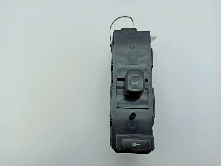 Volvo S60 (2000 - 2004)  30658117 Кнопка стеклоподъемников