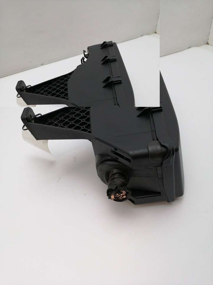 Volvo S60 (2000 - 2004)  9494210 Ящик предохранителей (комплект)