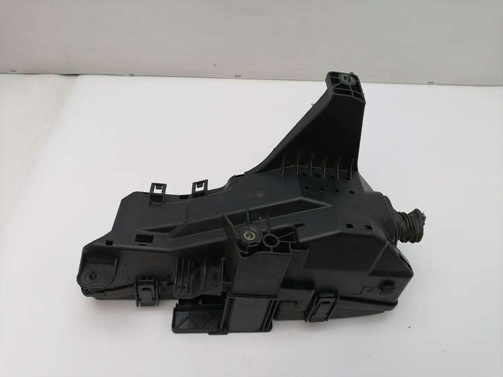 Volvo S60 (2000 - 2004)  9494210 Ящик предохранителей (комплект)
