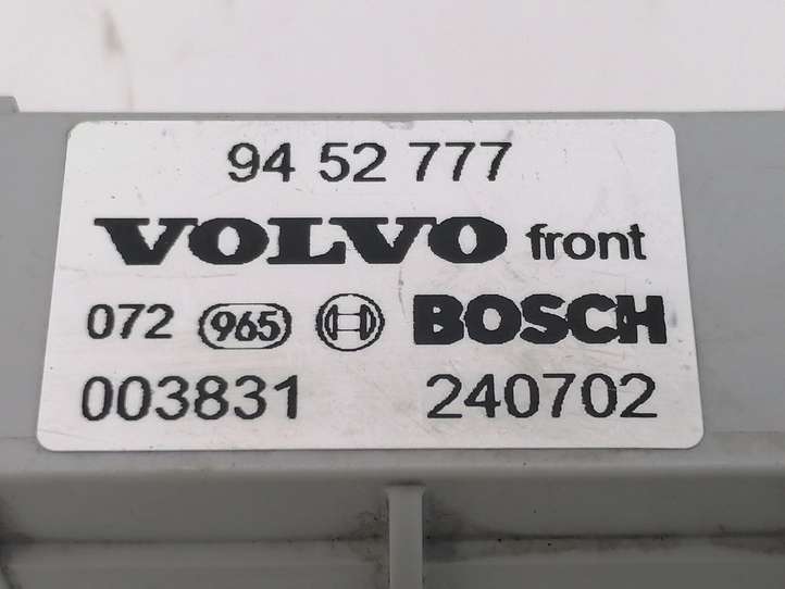 Volvo S60 (2000 - 2004)  9452777 Датчик удара надувных подушек