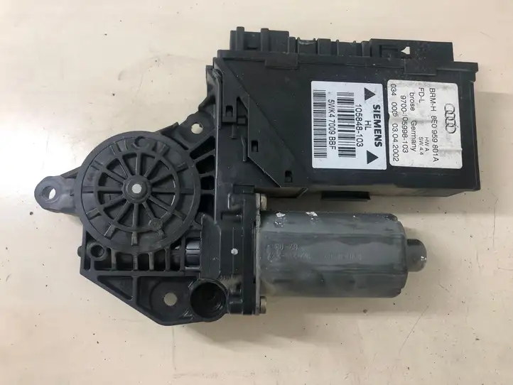 Audi A4 S4 B6 8E 8H (2000 - 2006) 8E0959801A Стеклоподъемник задней двери — фото 1