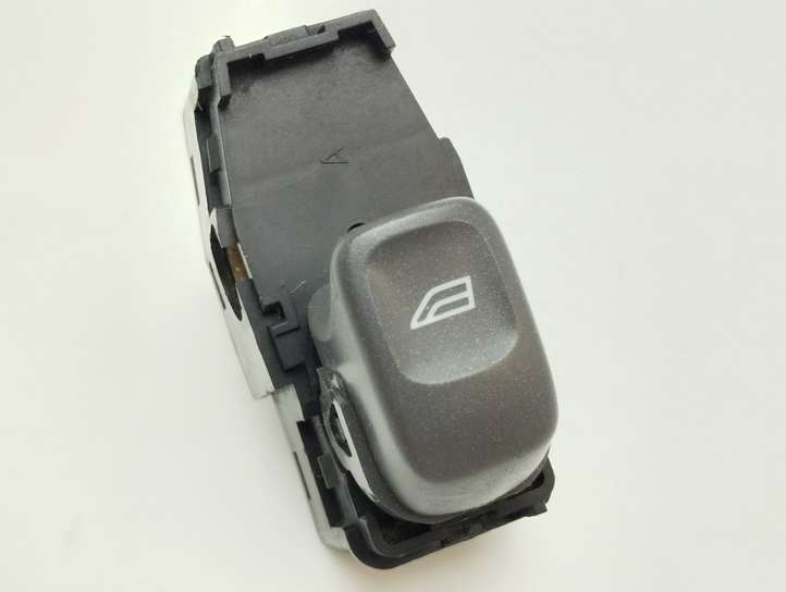 Volvo S60 (2000 - 2004)  4970 Кнопка стеклоподъемников