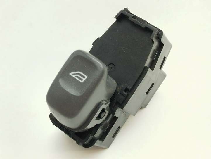 Volvo S60 (2000 - 2004)  4970 Кнопка стеклоподъемников