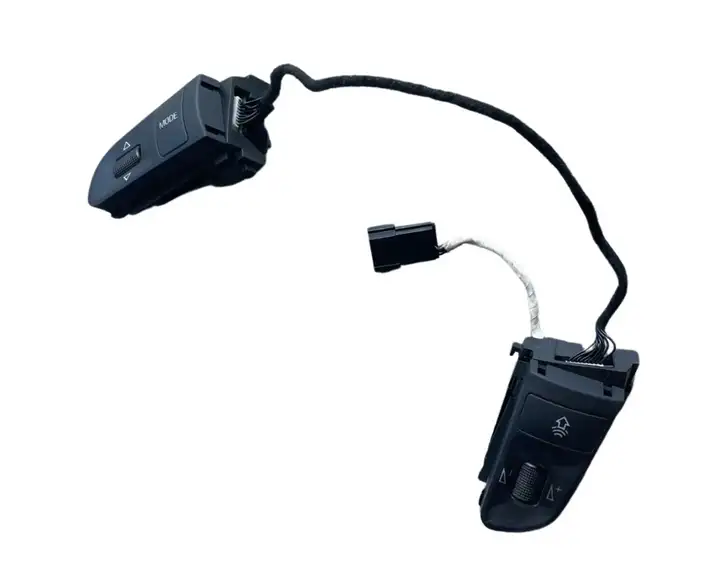 Audi A6 S6 C6 4F (2004 - 2008) 4F0951527 Кнопки на рулевом колесе — фото 1