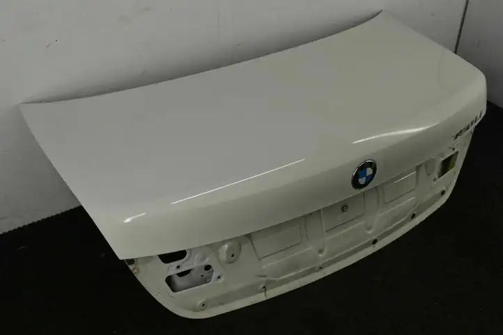 BMW 7 F01 (2008 - 2016) Крышка багажника — фото 2