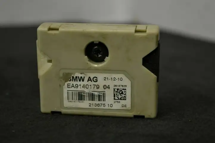 BMW 7 F01 (2008 - 2016) 9140179 Фильтр антенны — фото 1