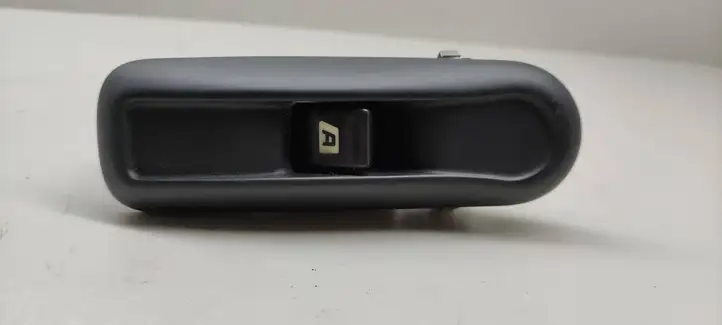 Peugeot 406 (1999 - 2006) A2072 Кнопка стеклоподъемников — фото 1