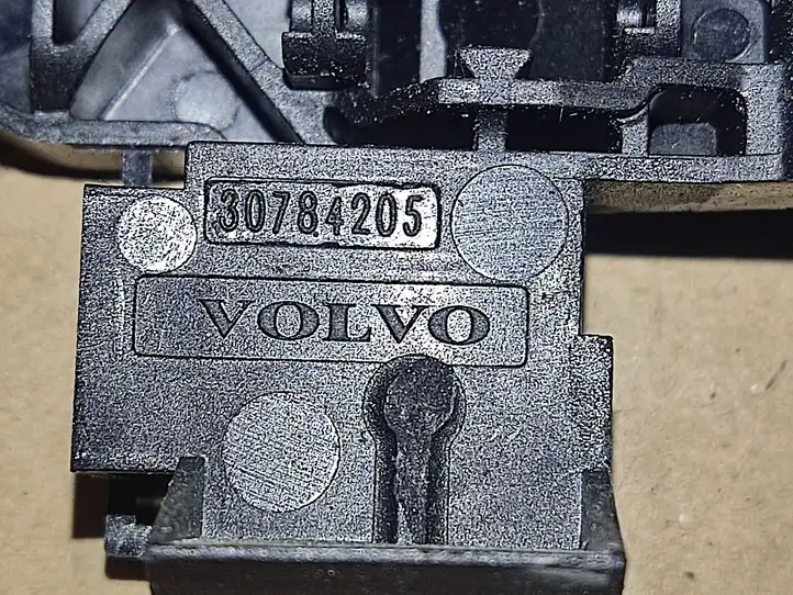 Volvo XC60 (2008 - 2013) 30784205 Наружная ручка двери — фото 2