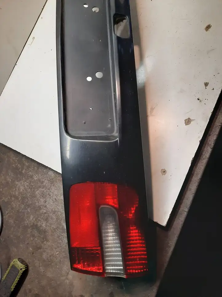 Volvo S40, V40 (2000 - 2004) 285800 Подсветка номера — фото 4