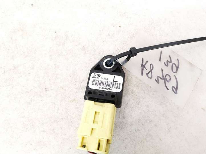 Toyota Avensis T250 (2003 - 2006)  8983405010 Датчик удара надувных подушек