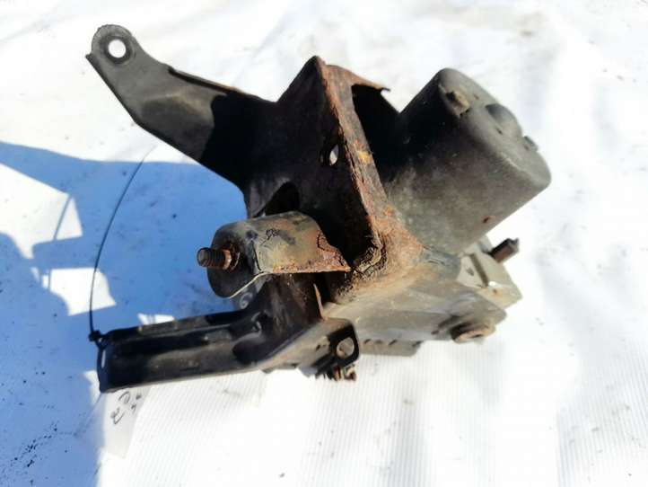 Toyota Avensis T250 (2003 - 2006)  8954105090 Блок ABS