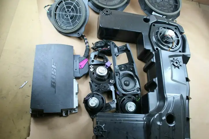 Audi A1 (2010 - 2014) 8X0035223C Комплект аудиосистемы — фото 1