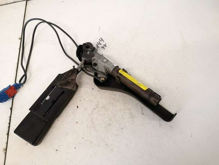 Citroen C3 (2002 - 2009)  9640676877 Передняя звукоизоляция