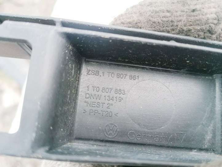Volkswagen Touran I (2003 - 2010)  1T0807863  Держатель заднего бампера (кронштейн)