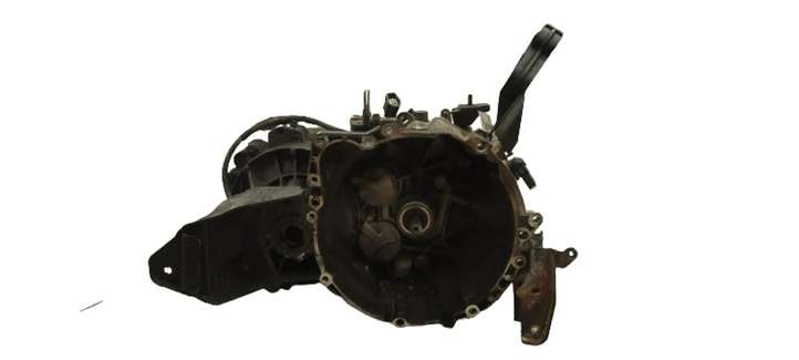 Mitsubishi Carisma (1999 - 2004)  1023625 Механическая коробка передач, 5 передач