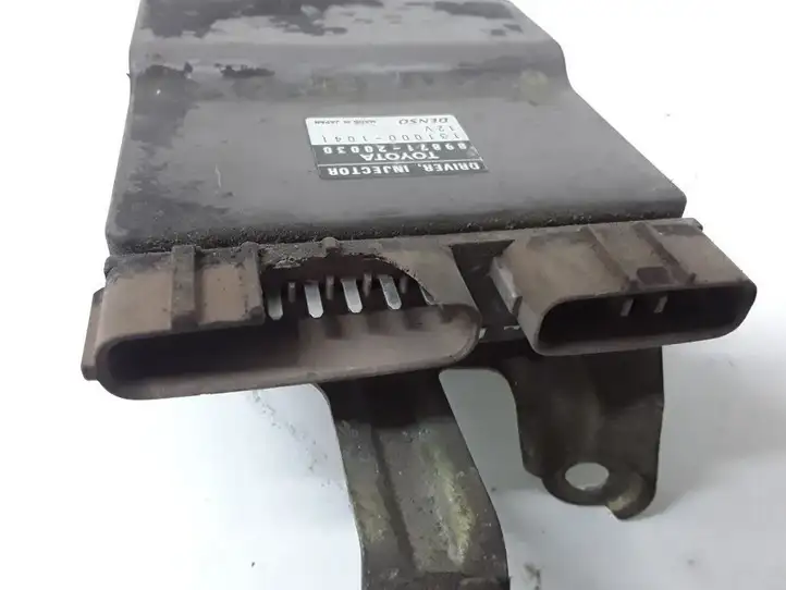 Toyota Avensis Verso (2001 - 2004) 8987120030 Блок управления форсунками — фото 3