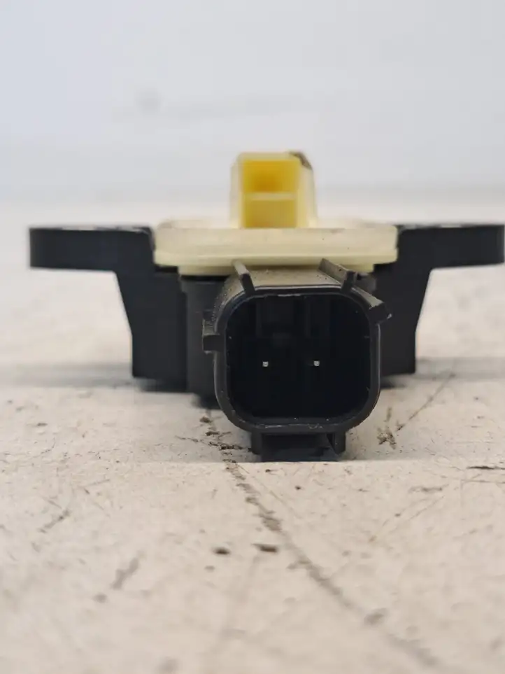 Mazda CX-3 (2018 - )  DA8A57KC0 Другой датчик