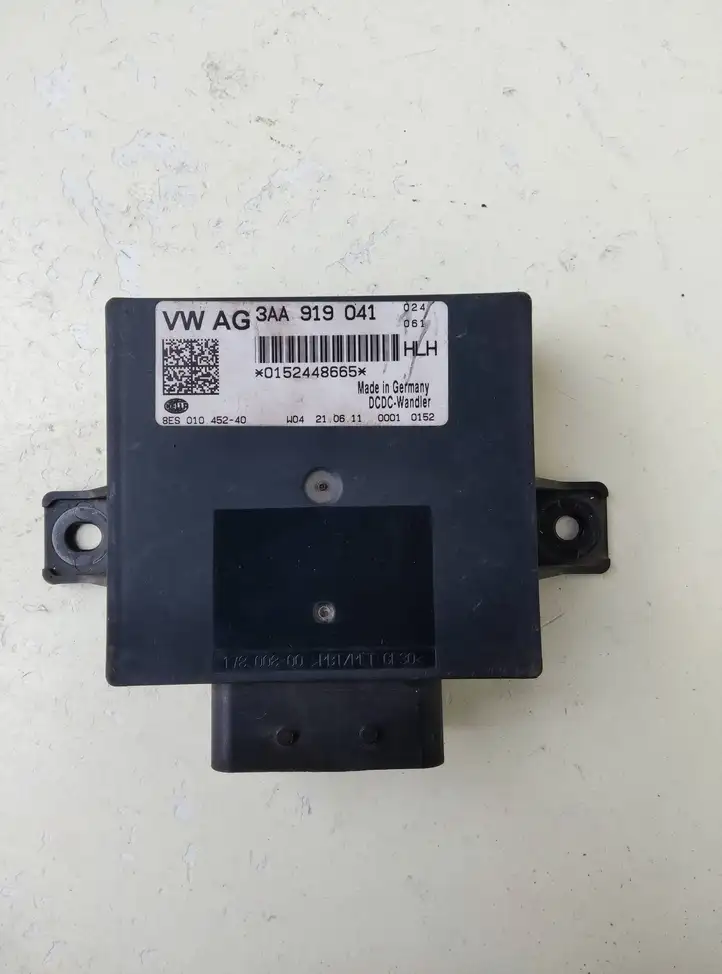 Volkswagen PASSAT B7 (2011 - 2014)  3AA919041 Блок управления питанием
