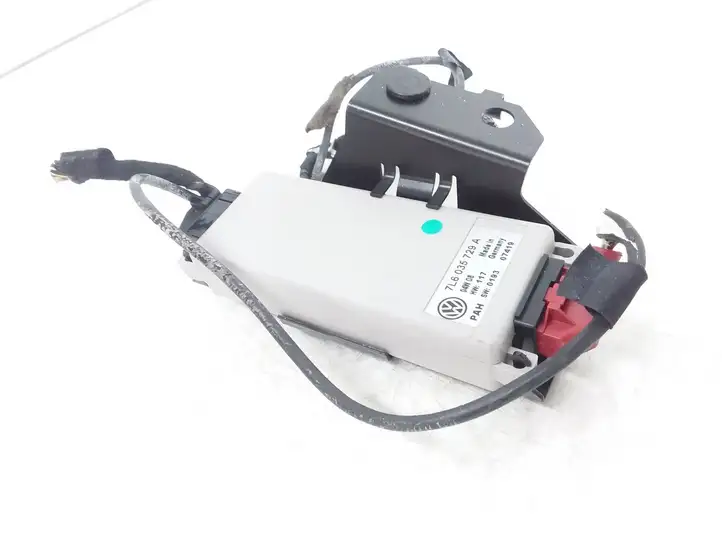 Volkswagen Touareg I (2002 - 2010) 7L6035729A Блок GSM — фото 1