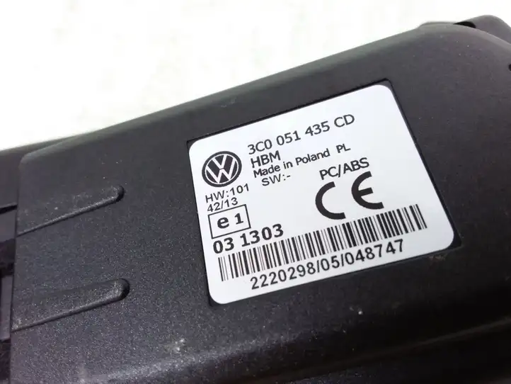 Volkswagen PASSAT B6 (2005 - 2010) 3C0051435CD Блок GSM — фото 4