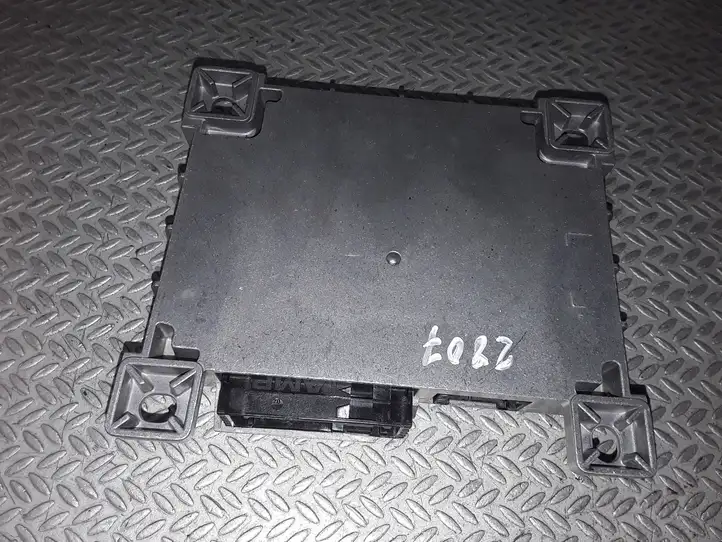 Mercedes-Benz E W211 (2002 - 2009) A2118205885 Блок GSM — фото 3