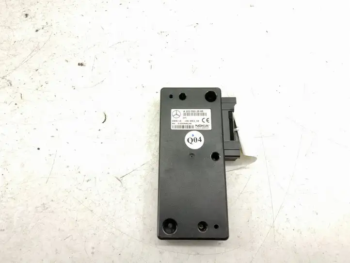 Mercedes-Benz C W203 (2000 - 2007)   Блок управление GSM