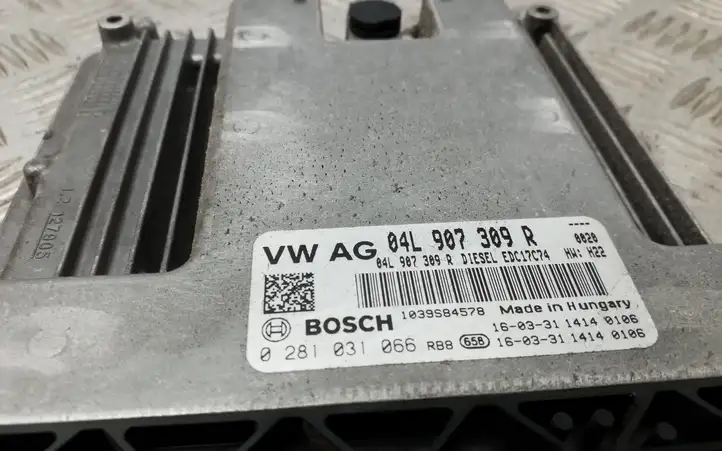 Volkswagen PASSAT B8 (2015 - ) 04L907309R Блок управления двигателем (ECU) — фото 4