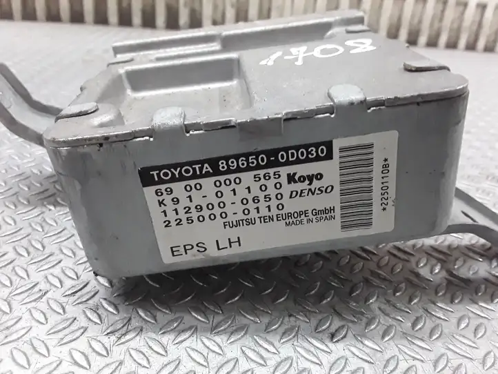 Toyota Yaris (1999 - 2003)  896500D030 Блок управления усилителя руля