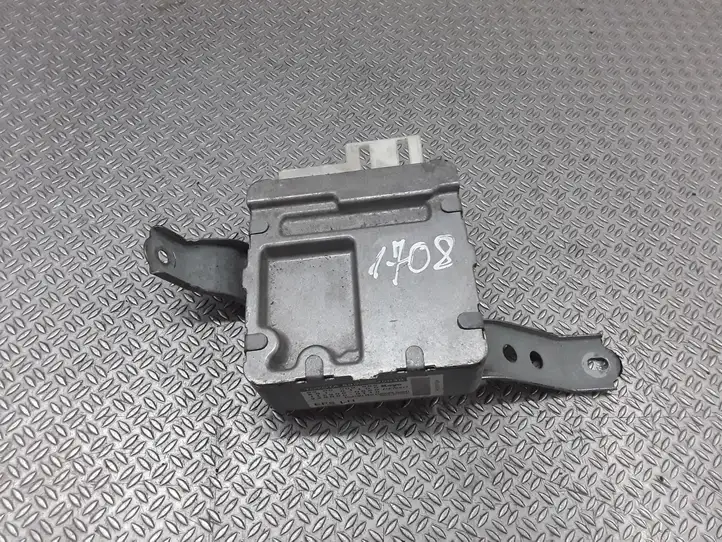 Toyota Yaris (1999 - 2003)  896500D030 Блок управления усилителя руля