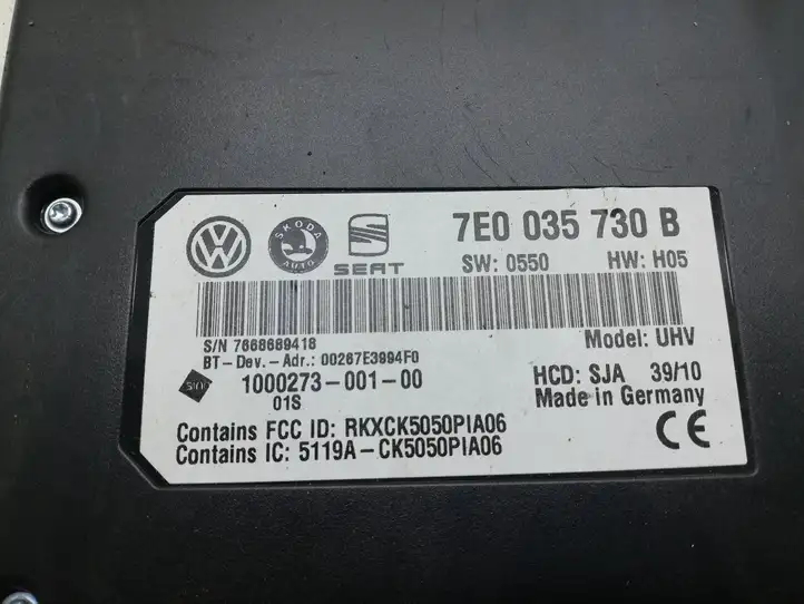Volkswagen Caddy (2010 - 2015) 7E0035730B Блок GSM — фото 2