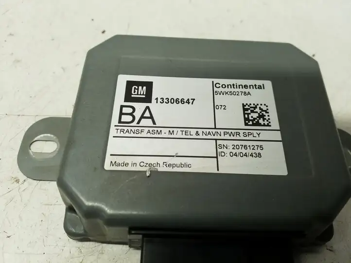 Opel Antara (2011 - 2017) 13306647 Блок GSM — фото 4