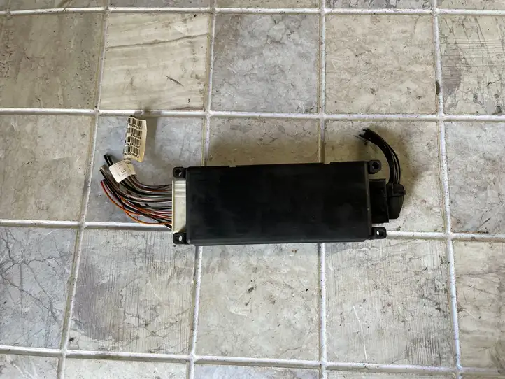 Toyota Corolla Verso AR10 (2004 - 2009) PZ4090029102 Блок управления усилителем руля — фото 3