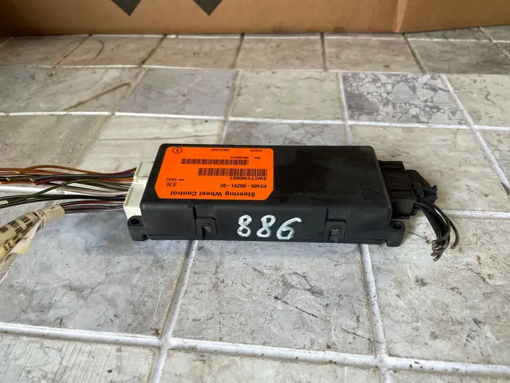 Toyota Corolla Verso AR10 (2004 - 2009) PZ4090029102 Блок управления усилителем руля — фото 8