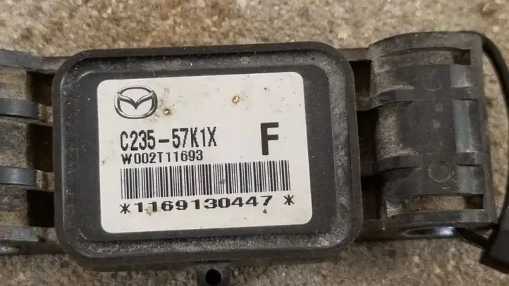 Mazda 5 (2005 - 2010) C23557K1X Датчик удара SRS — фото 3