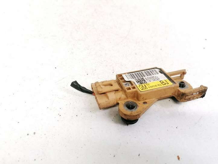 Opel Signum (2002 - 2008)  13102027 Датчик удара надувных подушек