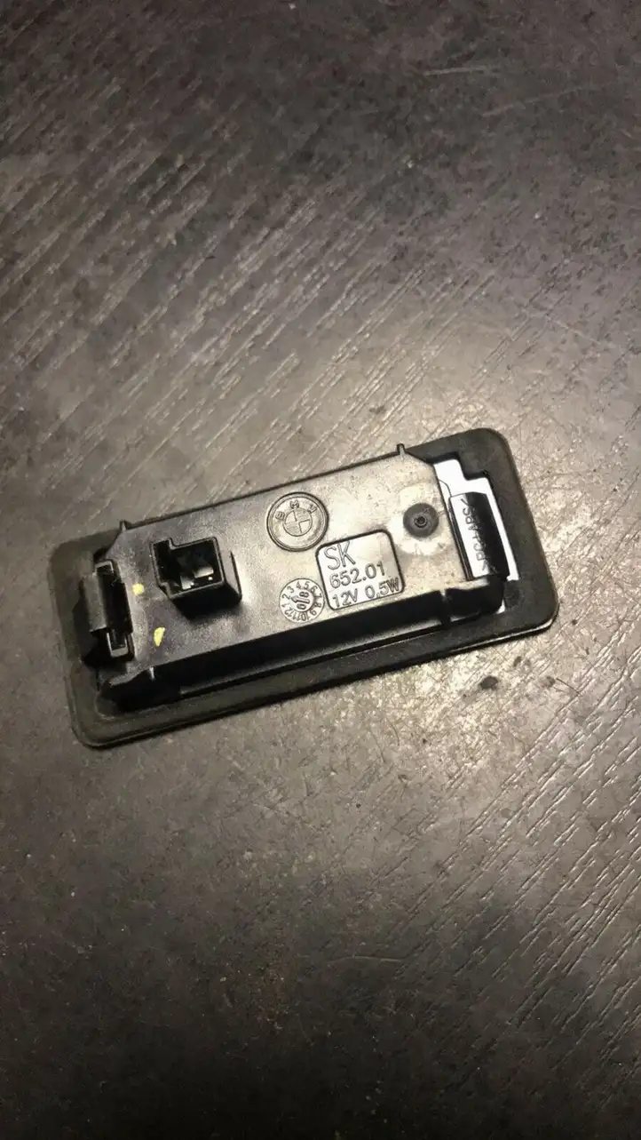 BMW 3 F30 F35 F31 (2012 - 2018) 7193293 Подсветка номера — фото 2
