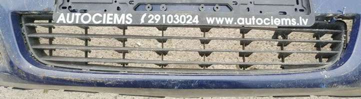 Opel Zafira (2003 - 2006)   Нижняя решётка (из трех частей)