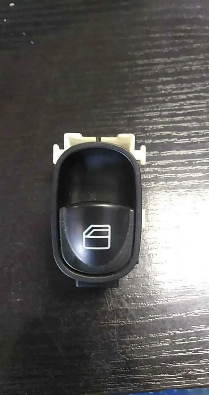 Mercedes-Benz C W203 (2000 - 2007) A2038200210 Блок кнопок стеклоподъемников — фото 1